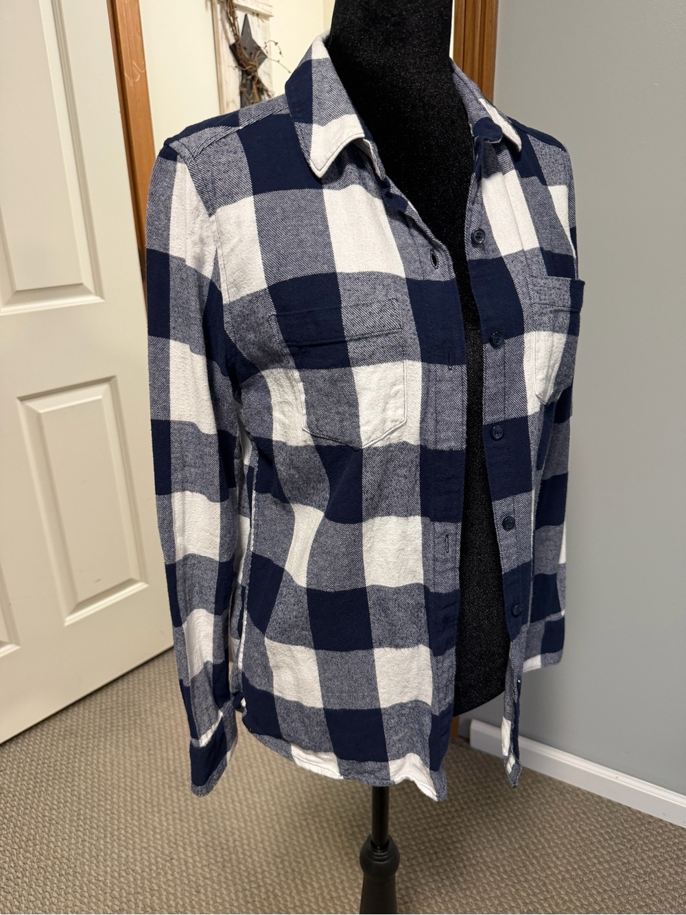 Woolrich Buffalo Plaid Button Front Shirt Medium Navy White 100% Cotton